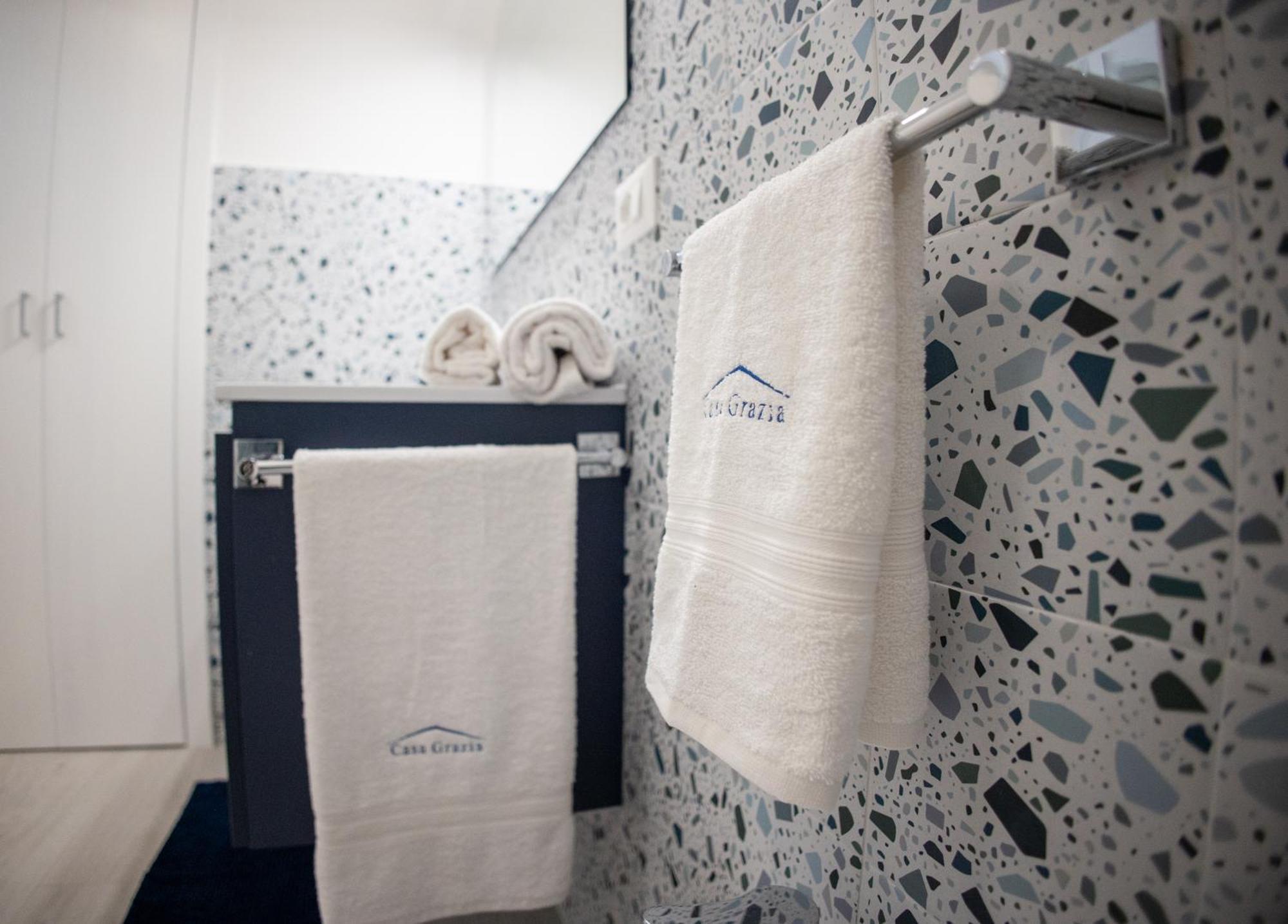 Casa Grazia Apartment Партинико Екстериор снимка
